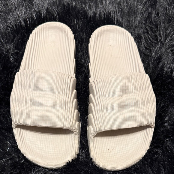 adidas Cream Sandals - Picture 1 of 12
